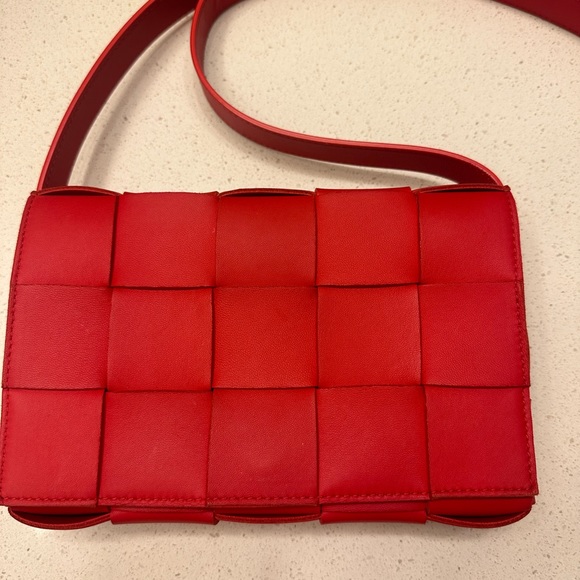 BOTTEGA VENETA Cassette Bag - Picture 5 of 16